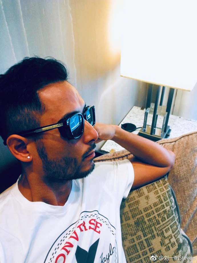 刘一帆老婆朱宏莉? 对家人保护很好也没有承认过