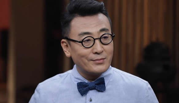 窦文涛老婆叫什么名字 主持人窦文涛个人资料简介