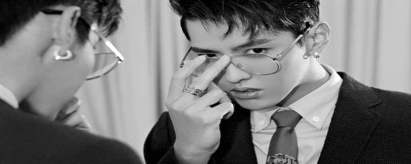 exo吴亦凡什么时候退出的 exo吴亦凡为什么要退出