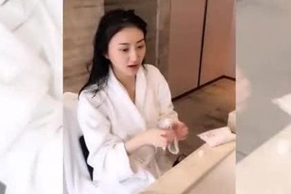 ѩ��ǹ�¼���ô���� ������Ů��4pʮ�߲�20������Ƶ������