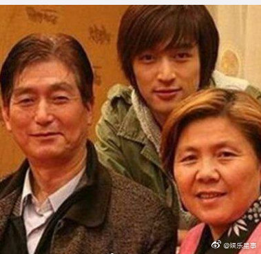胡歌妈妈过世多少岁 六岁时胡歌妈妈什么病