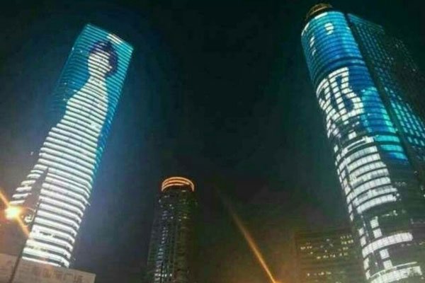 邓煌个人资料简介图片 600万灯光秀足见金钱和财力