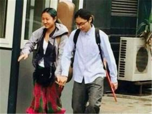 陈粒和祝星的爱情故事 同性恋的恋情维持了不到一年