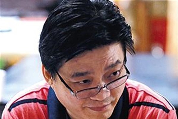 崔永元个人资料简介 是个狠人:崔永元后面有大人物是谁