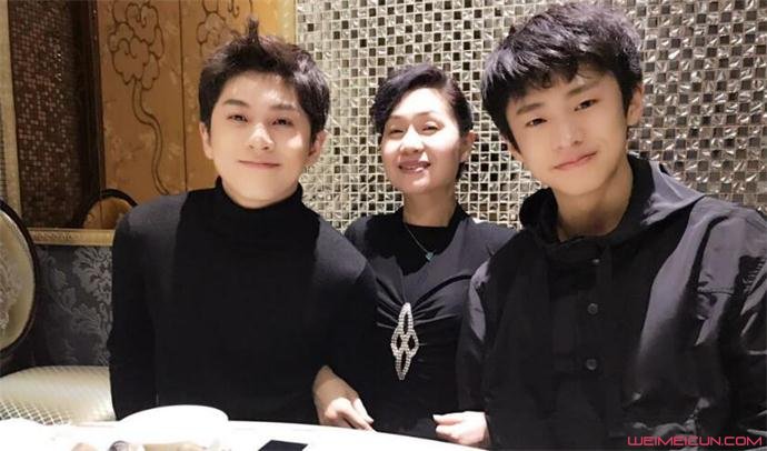 武艺的爸爸妈妈怎么了 离婚了:武艺妈妈是干什么有钱吗