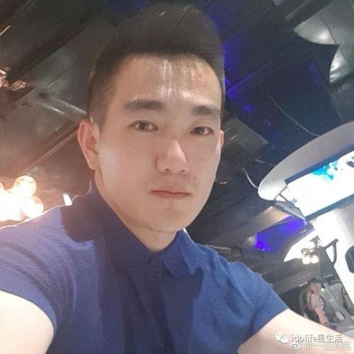 何捷张馨予参加的综艺真人秀节目 黑资料八卦:何捷张馨予怎么在一起的