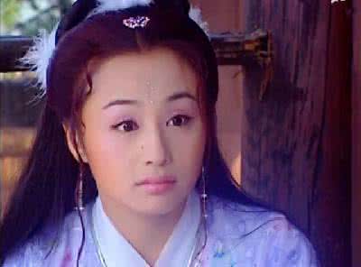 曹颖和成龙什么关系 污点绯闻:同为演员只是相识
