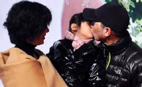 徐帆老公叫什么?有几段婚史 冯小刚徐帆领养的朵朵是谁的