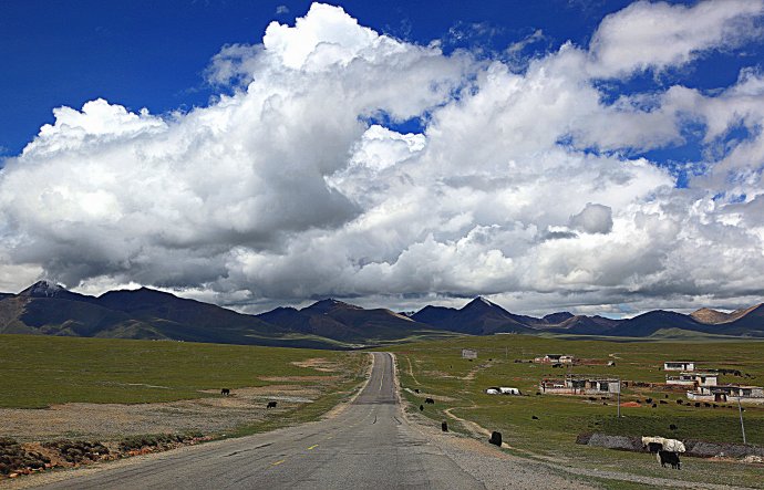 拉萨海拔约为3600m 注意缺氧:拉萨氧气含量是平原的多少