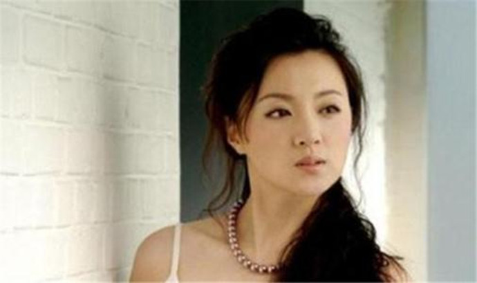 金玉婷的个人资料图片及现任丈夫 曾是小三插足别人婚姻是真的吗