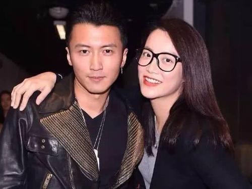 霍汶希和谢霆锋是真结婚吗 是杨受成的?霍汶希女儿是谢庭锋女儿吗
