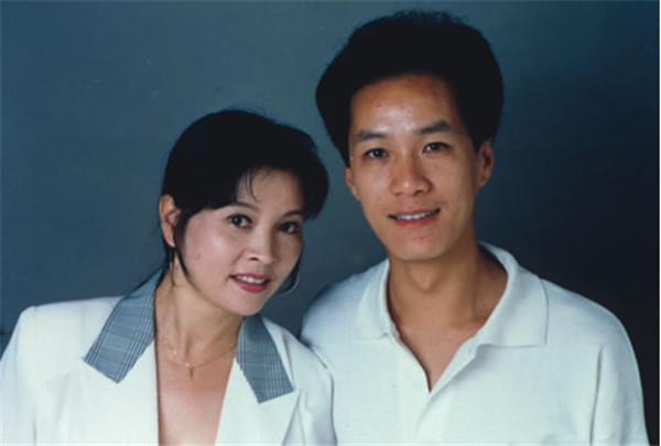梁丹妮第一任丈夫是谁 和冯远征是二婚:和前夫没有孩子