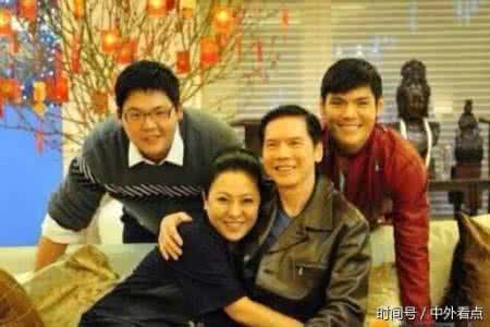 向佑是向太亲生的吗 曾大闹东莞太子酒店被打事件