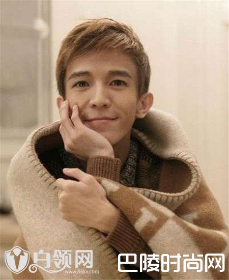 郭敬明是gay吗 是1还是0?疑似与陈学冬分手
