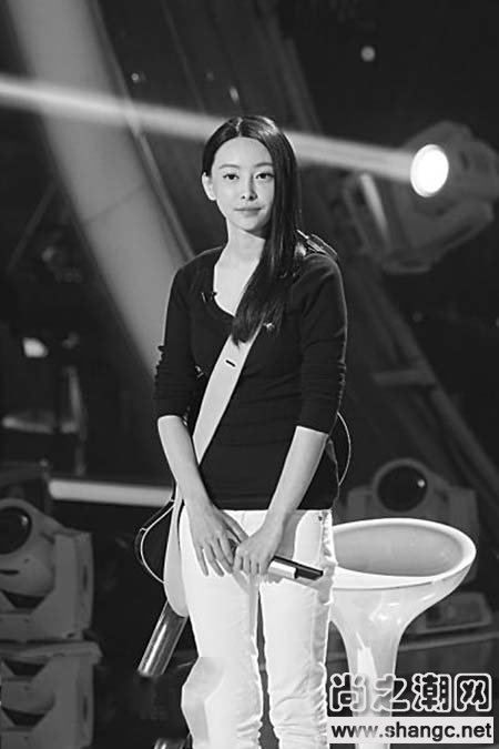 �����ĸ������ϼ�� �ǲ��Ǹ���˫��Ƥ�����������ݶԱ�