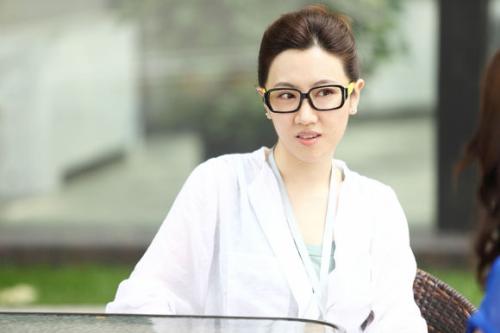 王博谷为什么会看上巴图 因戏生情:王博谷的家世怎么样