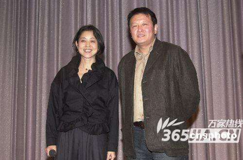 倪萍现任老公杨亚洲个人资料 与前妻离婚原因:杨亚洲的婚史