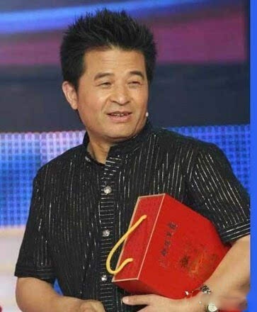 毕福剑个人资料简历 唱评智取威虎山:毕福剑说了什么话,犯错误了