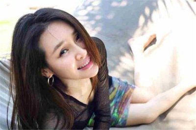 于明加的老公是谁 圈外丈夫:于明加老公胡俊个人资料简介
