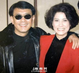 罗文和甄妮是什么关系 夫妻?罗文和甄妮是两口子吗