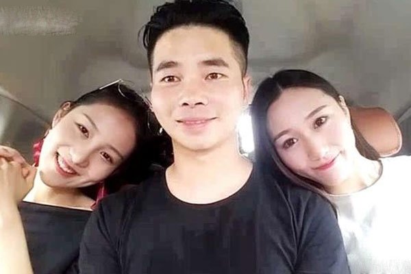 口罩卡为什么不直播了 富二代都喜欢玩直播赚生活费