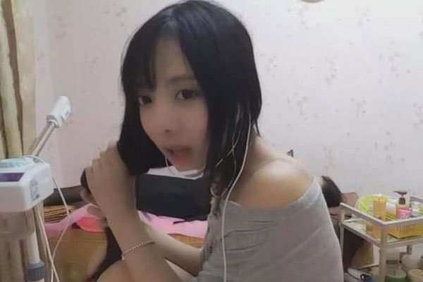 虎牙童话去哪里直播了 素颜照有多丑:虎牙童话为什么不播了