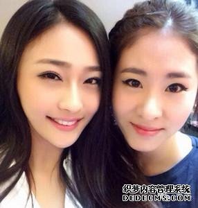 张碧晨整容呀对比前后 一大一小:张碧晨鼻子很奇怪整过容吗