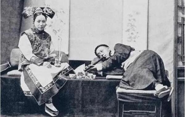 咸丰帝为什么才活30岁 是夫妻关系?咸丰帝和慈禧的关系是什么
