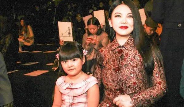 李湘和王岳伦为什么离了婚 和平分手:李湘和王岳伦什么时候离了婚呢