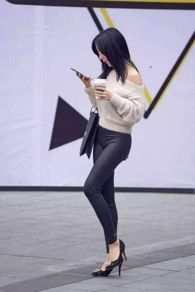 �߸�Ь�󲿷�Ů���ܲ���12cm Ů�˲��´ֶ̾���ϸ��Ģ��ͷʲô��˼