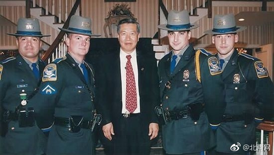 һ�ۿ���Ů�˳��죺�����Ϊʲô��ôţ �������ھ��䰸�����