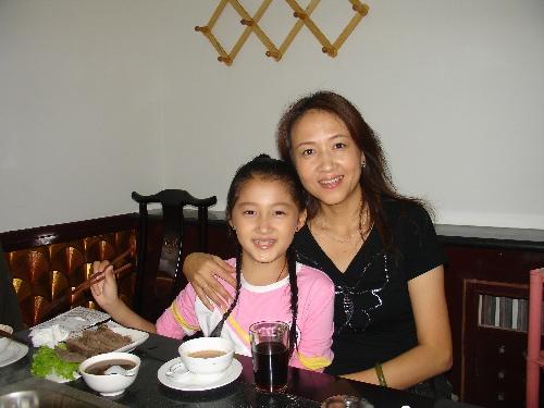 关少曾个人简历资料 有前妻?关少曾第一任妻子是谁