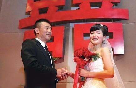 潘雨辰三任丈夫 现任丈夫是谁?潘雨辰和侯勇为什么分手
