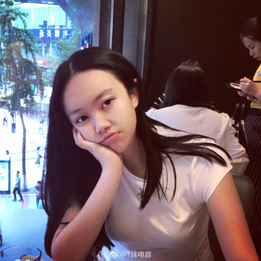 ��˼������ô����� ����DJŮ���������Ĳ����ߺ�