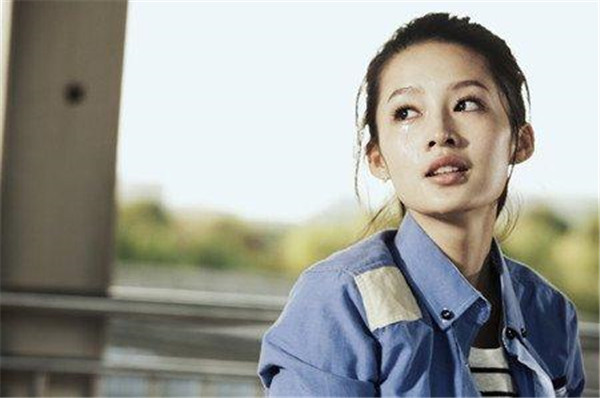 电影演员李沁的老公是谁 仍单身:李沁和哪些男演员谈过恋爱