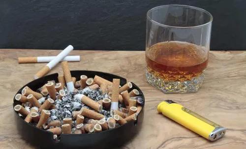 �̻Ҹ�������Զ���ܵ�ˮ��Ϊʲô ��ϣ���㲻����仰