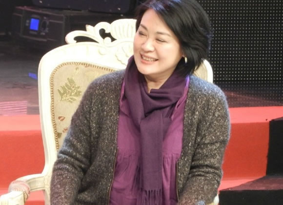丛珊个人资料及照片 现任丈夫萧锋:丛珊的第一任丈夫是谁