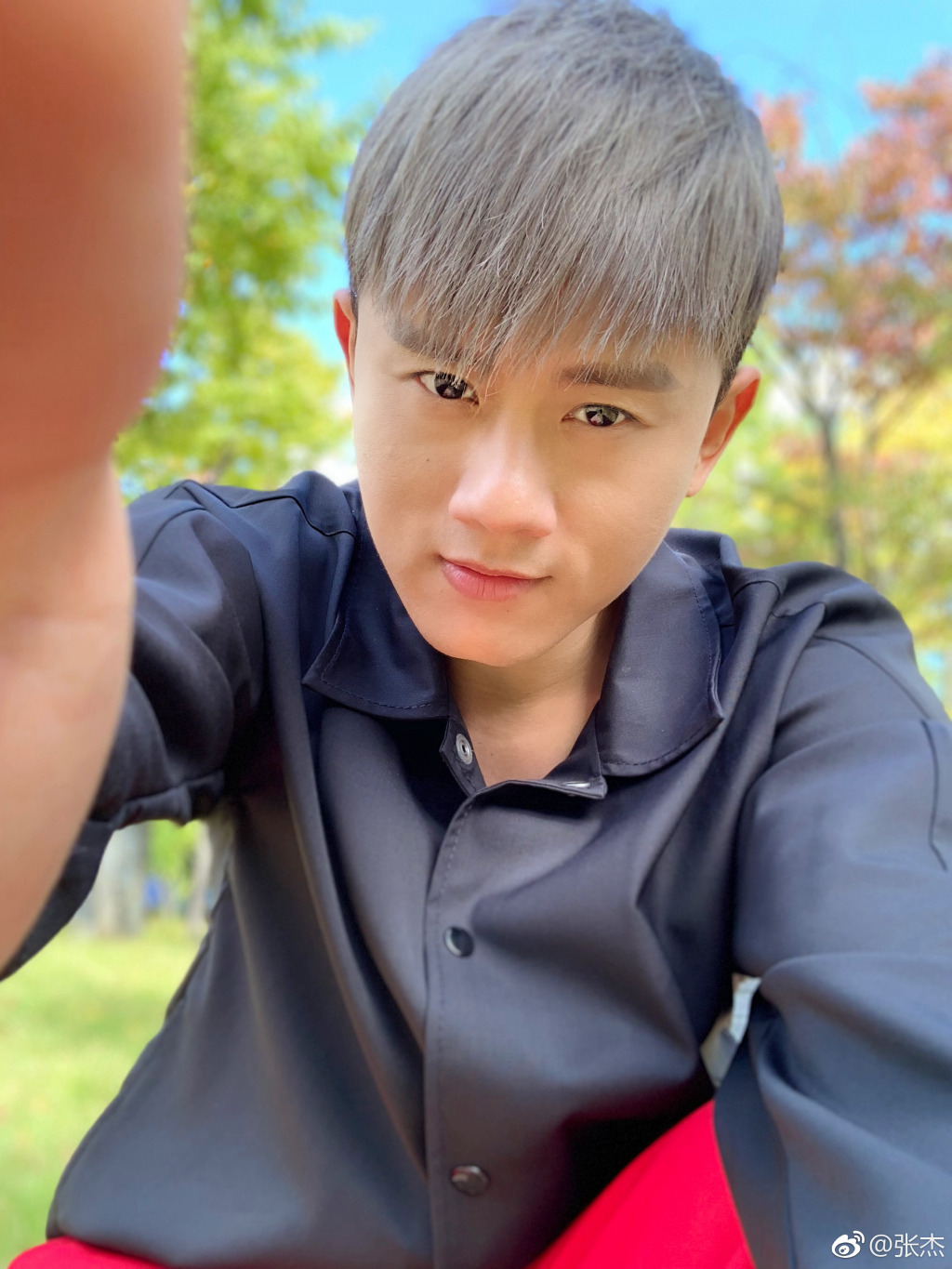 张杰个人资料简介 不会创作歌曲为什么还那么红