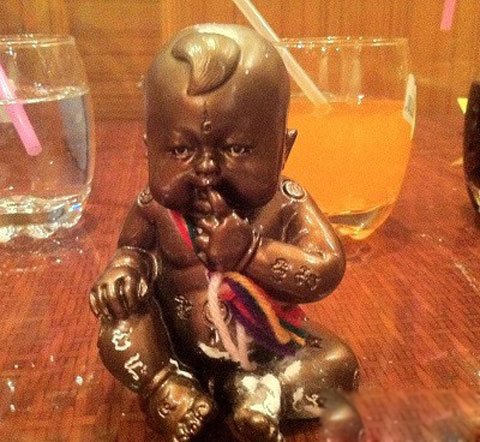 古曼童反噬真实例子天涯 明星请古曼童娃娃项链牌真实事件