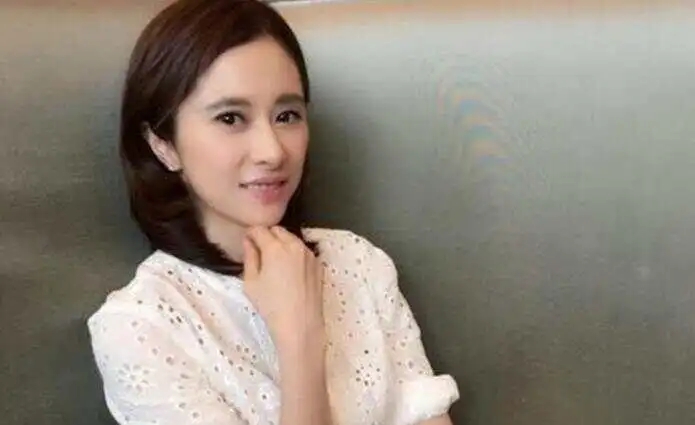 何美钿结婚了吗 一直单身:何美钿为什么不结婚