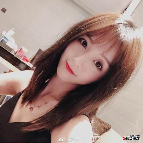 莉三万:莉哥为什么叫三万姐 戏唱国歌:莉哥唱国歌的视频事件