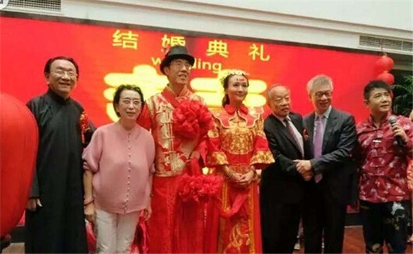 ����ǰ����Ů������״ �Ϲ���ʲô��������˼���
