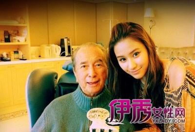 何超莲是赌王哪个太太生的 当街训斥?何超莲和四太关系怎么样