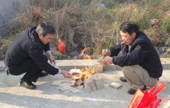 烧完纸为什么不能直接回家 对亡人的不尊重容易带来灾难