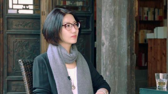 易立竞为什么这么硬 如此敢说:为什么这么犀利