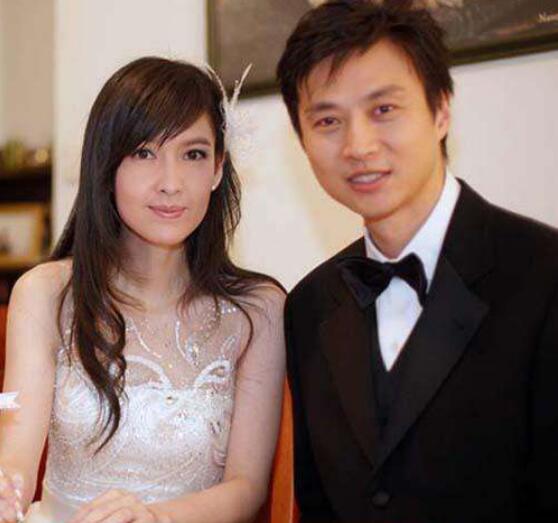 倪震的家世什么来头 周慧敏老公倪震家境如何
