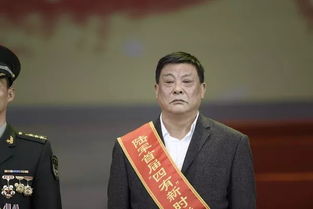 杜富国英雄事迹简介 被炸成血人:杜富国的妻子王静简历