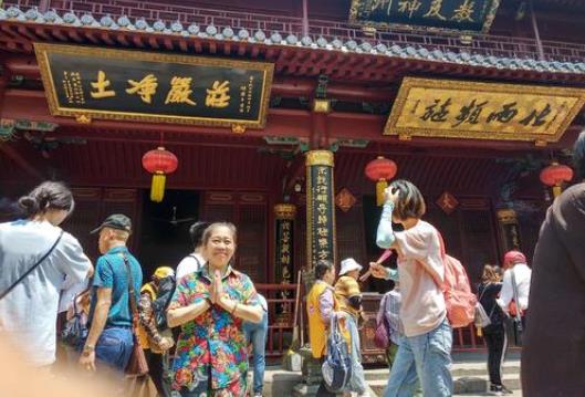 普陀山拜菩萨攻略 三大寺拜佛:去普陀山朝拜有什么讲究