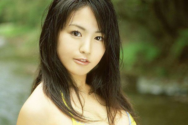 矶山沙耶香胸杯是多少 写真主打性感尺度大
