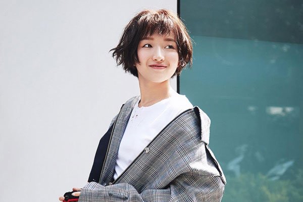 李浩菲个人资料真实身份 来头是湖南台台长的女儿